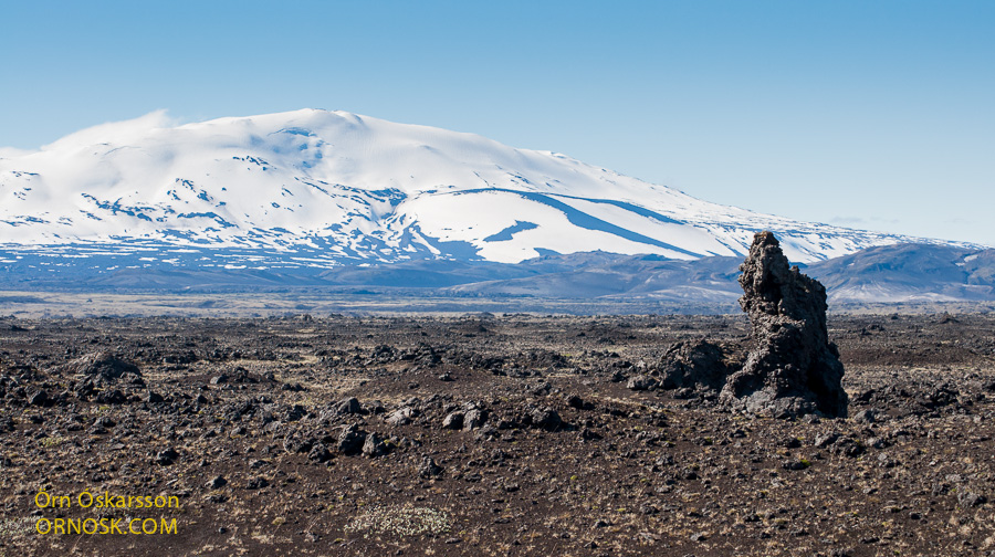 Mount Hekla at noon, 25 June.